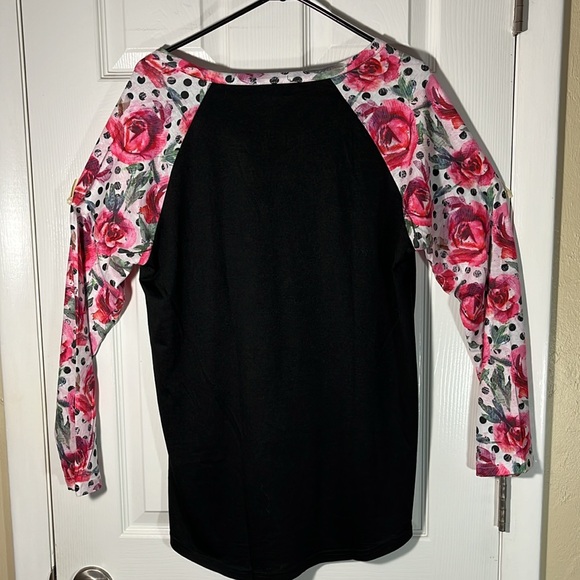 UDear tunic top NWT pull over black with rose polka dot pattern sleeves XL - Picture 9 of 12